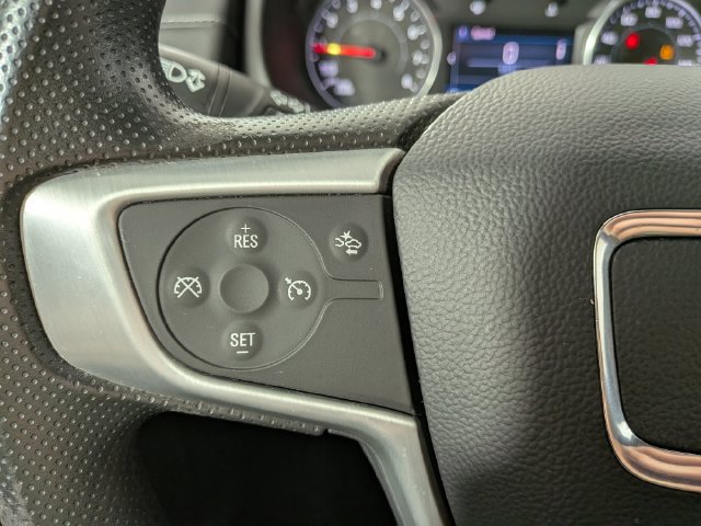 Used 2024 GMC Terrain SLE w/ Driver Convenience Package AWD/4WD image 7