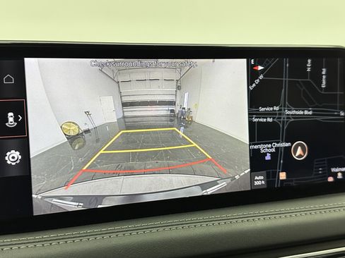 Used 2022 Genesis G70 2.0T image 19