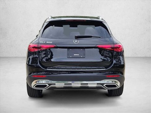 Used 2026 Mercedes-Benz GLC 300 image 8