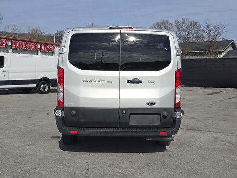 Used 2020 Ford Transit 350 XLT image 4