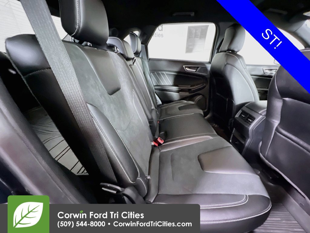 Used 2022 Ford Edge ST AWD/4WD image 15