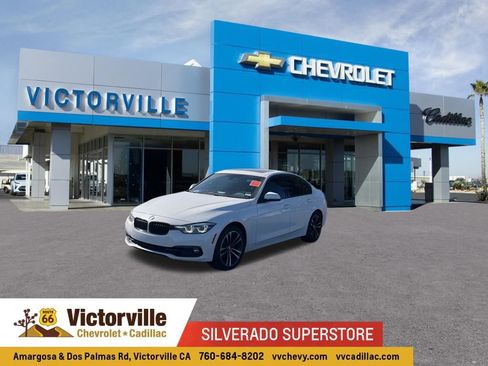 Used 2018 BMW 330i Sedan RWD image 1