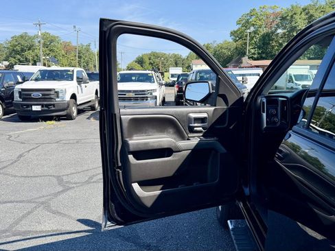 Used 2018 Chevrolet Silverado 1500 LT w/ All Star Edition AWD/4WD image 12