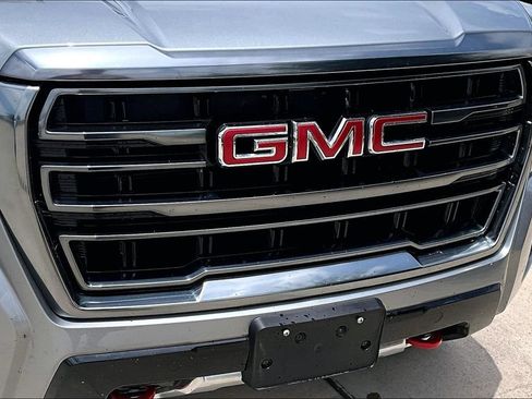 Used 2023 GMC Yukon AT4 AWD/4WD image 33