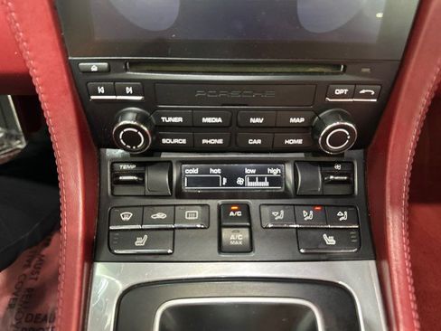 Used 2017 Porsche 718 Boxster RWD image 47