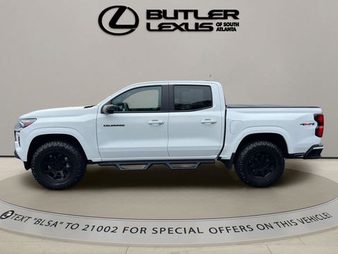 Used 2024 Chevrolet Colorado LT w/ LT Convenience Package III image 8