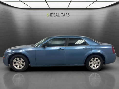 Used 2007 Chrysler 300 RWD image 8