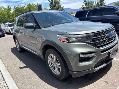 Used 2020 Ford Explorer XLT w/ Equipment Group 202A AWD/4WD image 5