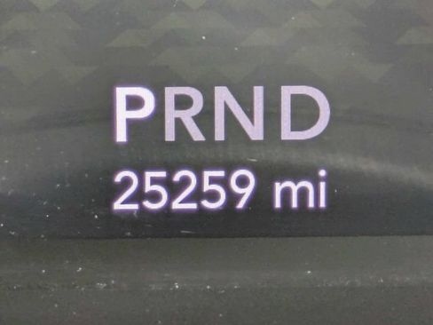 Used 2022 Jeep Wrangler Unlimited Rubicon AWD/4WD image 29