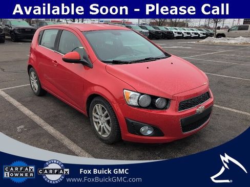 Used 2012 Chevrolet Sonic LT image 3