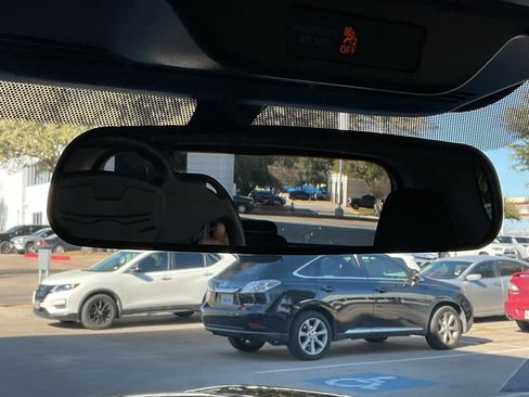 New 2026 Nissan Armada SV image 31