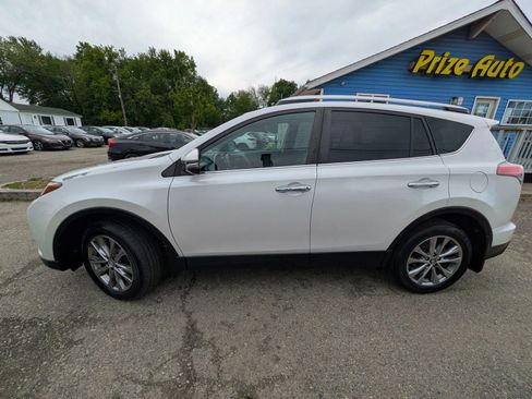 Used 2016 Toyota RAV4 Limited AWD/4WD image 3