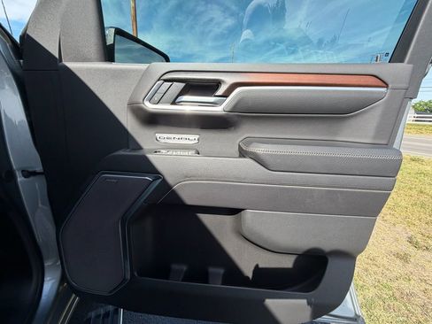 Used 2025 GMC Sierra 1500 Denali AWD/4WD image 17
