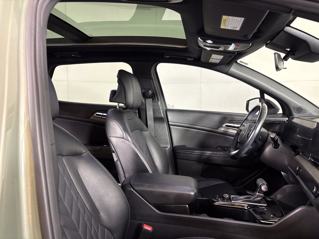 Used 2023 Kia Sportage X-Line w/ X-Line Premium Package AWD/4WD image 18