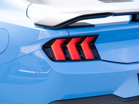 Used 2024 Ford Mustang Dark Horse RWD image 18