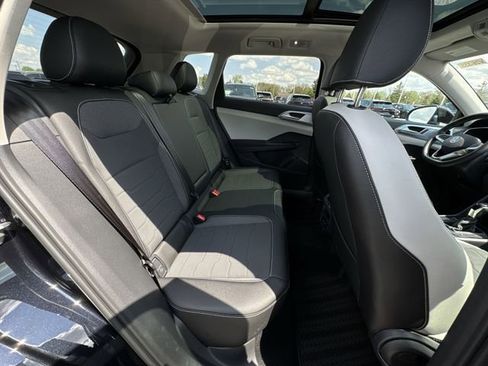 New 2026 Volkswagen Taos SE AWD/4WD image 27