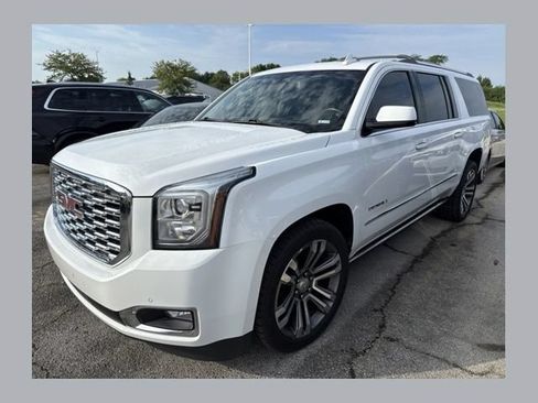 Used 2019 GMC Yukon XL Denali w/ Denali Ultimate Package AWD/4WD image 1