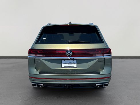 New 2026 Volkswagen Atlas SEL Premium R-Line AWD/4WD image 4