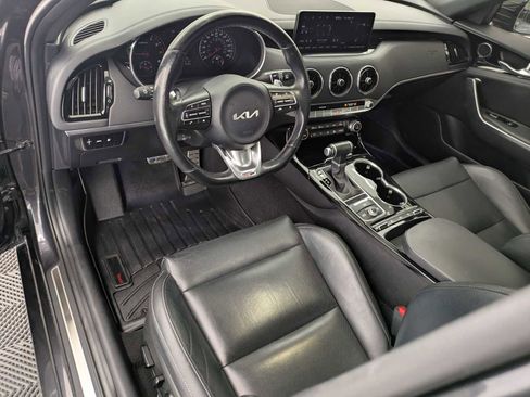 Used 2022 Kia Stinger GT-Line image 2