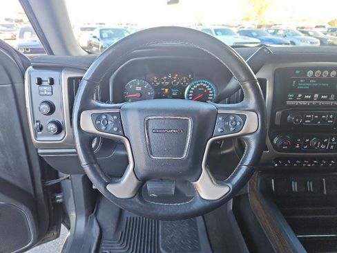 Used 2018 GMC Sierra 1500 Denali w/ Denali Ultimate Package image 13