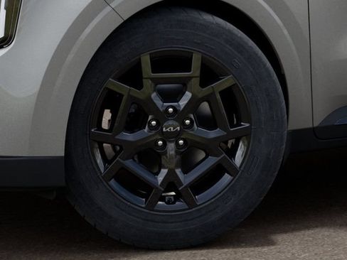 New 2027 Kia Carnival EX FWD image 9