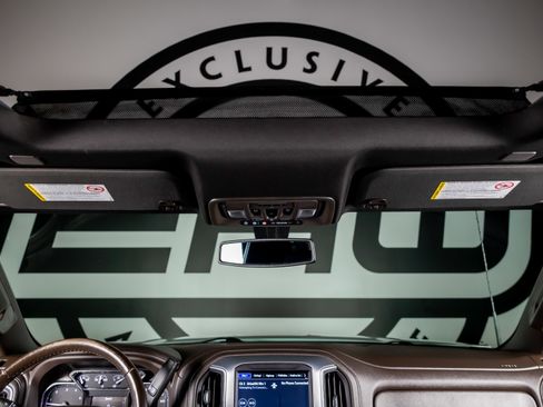 Used 2023 GMC Sierra 2500 SLT AWD/4WD image 9