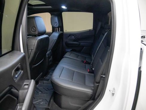 Used 2025 GMC Canyon Elevation w/ Convenience Package image 25