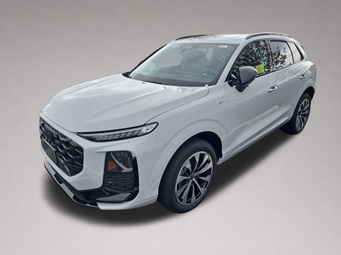 New 2026 Audi Q3 quattro 2.0T AWD/4WD image 7