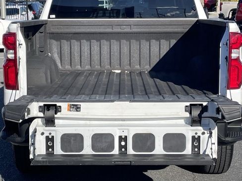 Certified 2022 Chevrolet Silverado 1500 Custom Trail Boss w/ Safety Confidence Package image 25