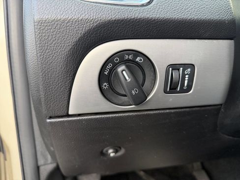 Used 2012 Dodge Durango SXT image 12