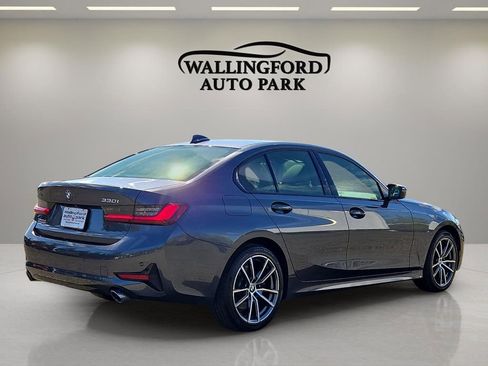 Used 2022 BMW 330i xDrive Sedan w/ Driving Assistance Package image 4