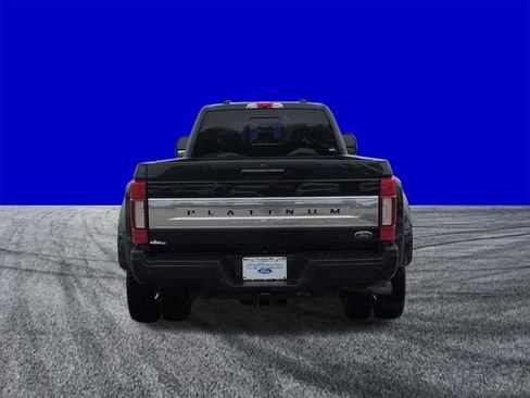 Certified 2022 Ford F450 Platinum w/ FX4 Off-Road Package AWD/4WD image 5