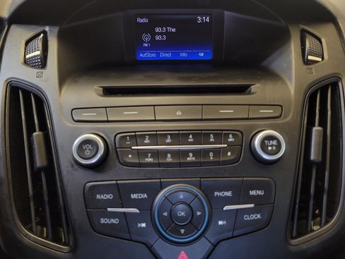 Used 2016 Ford Focus S FWD image 25