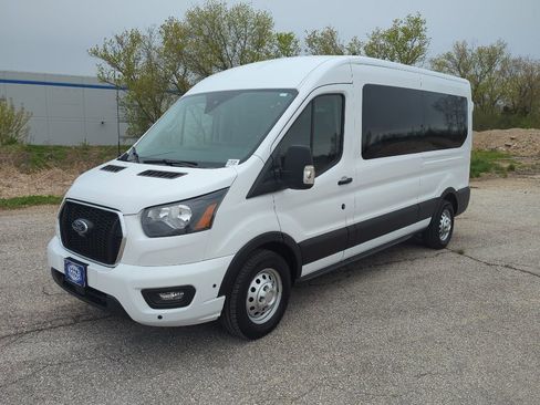 Used 2025 Ford Transit 350 XLT AWD/4WD image 5