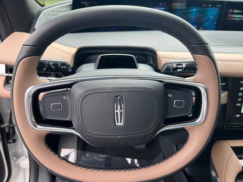 New 2027 Lincoln Navigator L Black Label AWD/4WD image 33