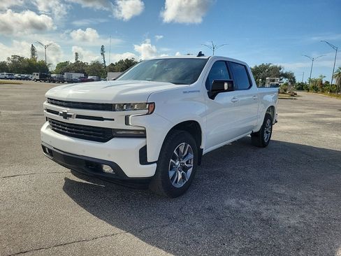 Used 2022 Chevrolet Silverado 1500 RST w/ Safety Package image 2