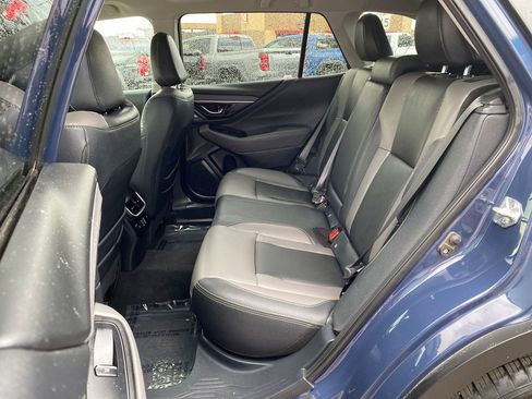 Used 2025 Subaru Outback Onyx Edition XT AWD/4WD image 25