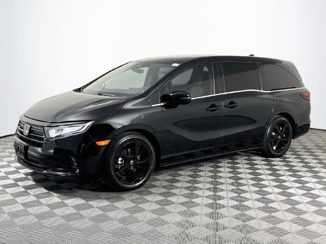 Used 2023 Honda Odyssey Sport image 4