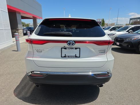 Used 2021 Toyota Venza Limited w/ Advanced Technology Package AWD/4WD image 5