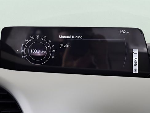 New 2025 MAZDA MAZDA3 2.5 Turbo Sedan w/Premium Plus image 29