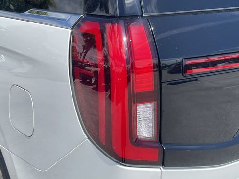 New 2026 Ford Expedition Platinum w/ Driver's Package AWD/4WD image 8
