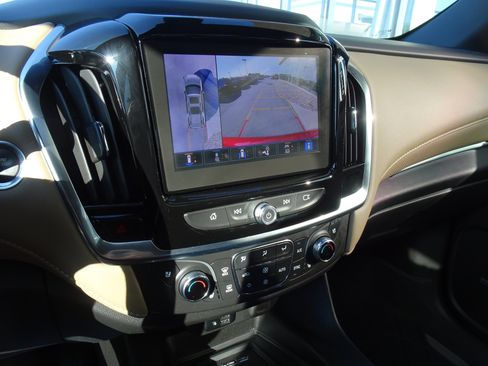 Used 2023 Chevrolet Traverse Premier w/ LPO, Floor Liner Package FWD image 20