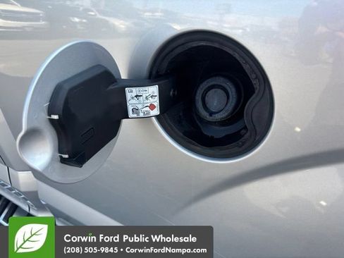 Used 2017 Ford F150 Lariat AWD/4WD image 10