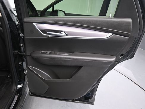 Used 2018 Cadillac XT5 Premium Luxury image 19