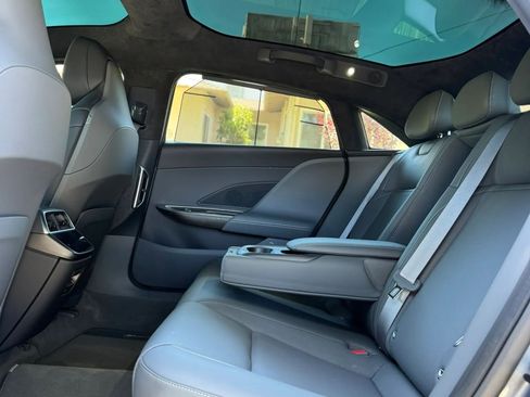 Used 2024 Lucid Air Touring AWD/4WD image 27