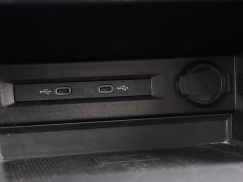 Used 2022 Volkswagen Tiguan SE R-Line FWD image 23