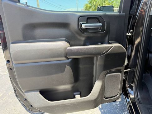 Used 2019 Chevrolet Silverado 1500 LT AWD/4WD image 25