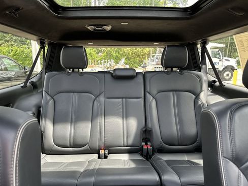 Used 2024 Jeep Grand Wagoneer L Series II w/ Quick Order Packagew 28T image 18