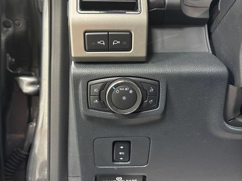 Used 2022 Ford F250 Lariat w/ Tremor Off-Road Package AWD/4WD image 11