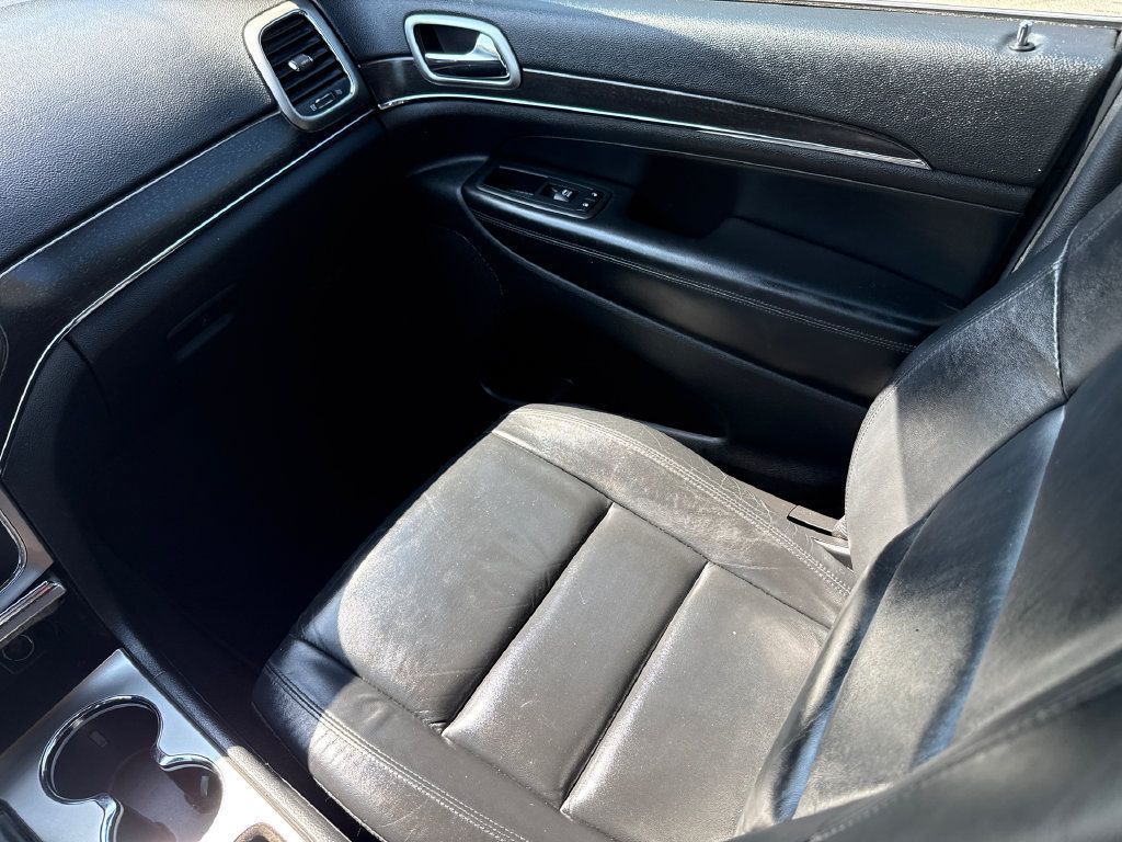 Used 2018 Jeep Grand Cherokee Limited RWD image 16